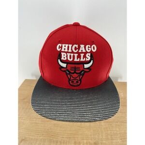 Chicago Bulls Hat Cap Snapback Red NBA Hardwood Classics‎ Mitchell & Ness